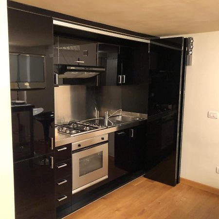 La Casina In Burlamacchi Милано Екстериор снимка