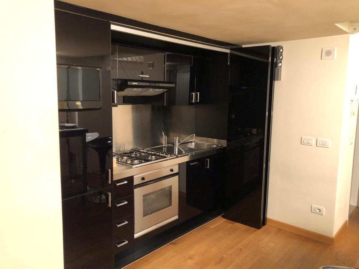 La Casina In Burlamacchi Милано Екстериор снимка